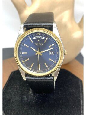Pulsar Men's Watch V744-0A20 Vintage Quartz Blue Dial Day Date Black Leather